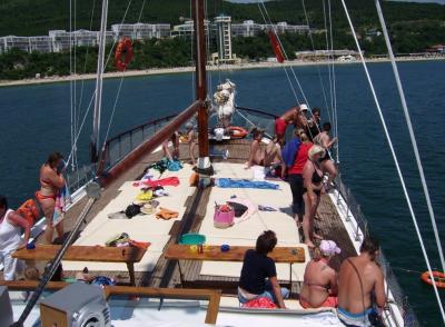 LAZY DAY CRUISE 1